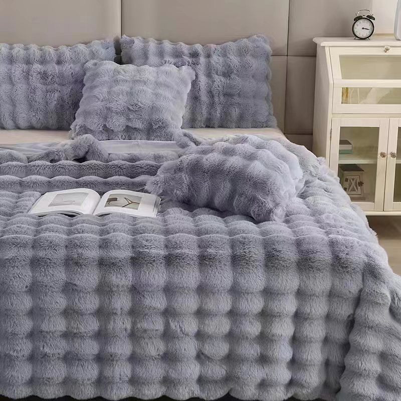 Polyester Carpet Rabbit Bubble Velvet Thickened Nap Blanket Quilt - TS Store